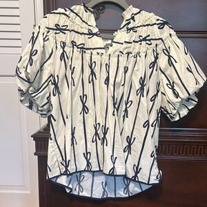 Umgee Cream and Black Bow Print Blouse